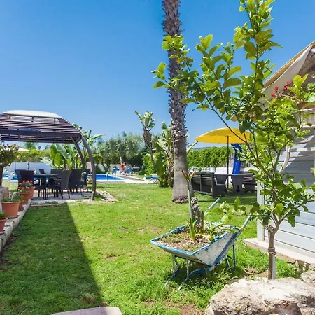Bed & Breakfast Sicilia Bella 4*